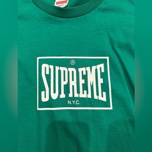 Brand new supreme tshirt size XL ,